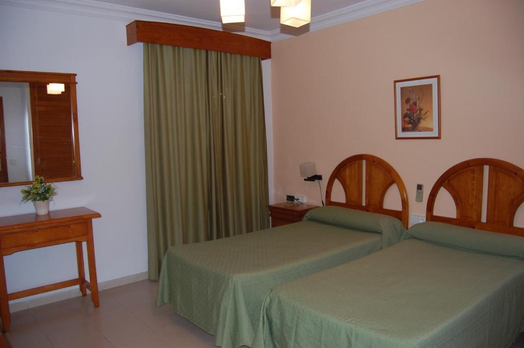 Hotel Antonio Conil كونيل ذي لا فرونتيرا الغرفة الصورة