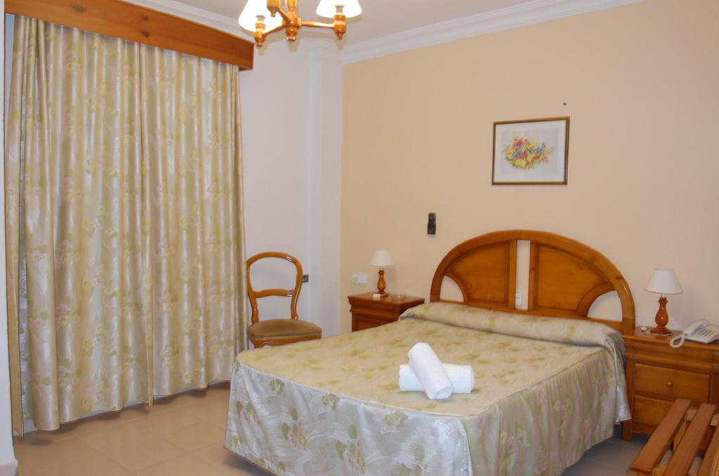 Hotel Antonio Conil كونيل ذي لا فرونتيرا المظهر الخارجي الصورة
